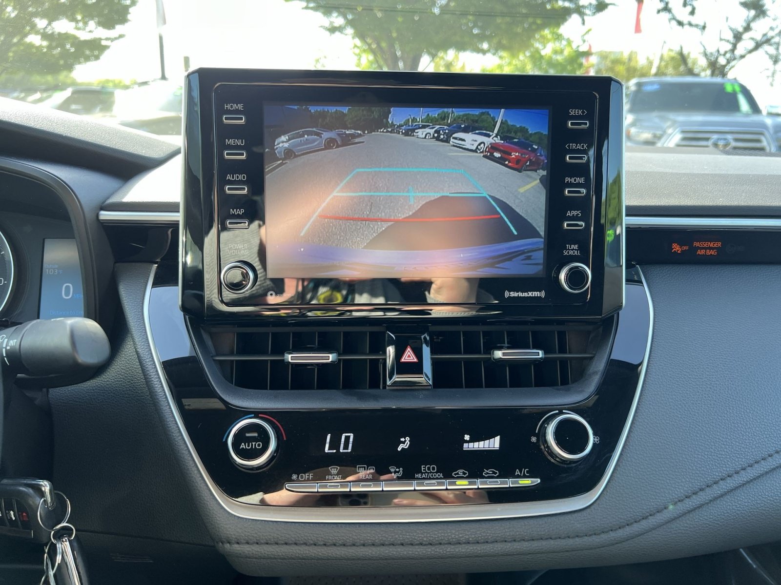 Used 2021 Toyota Corolla SE FWD image 18