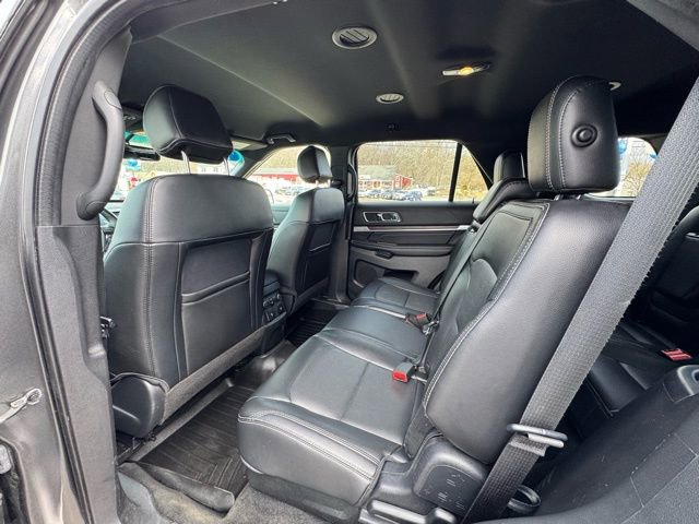 Used 2016 Ford Explorer Limited image 9