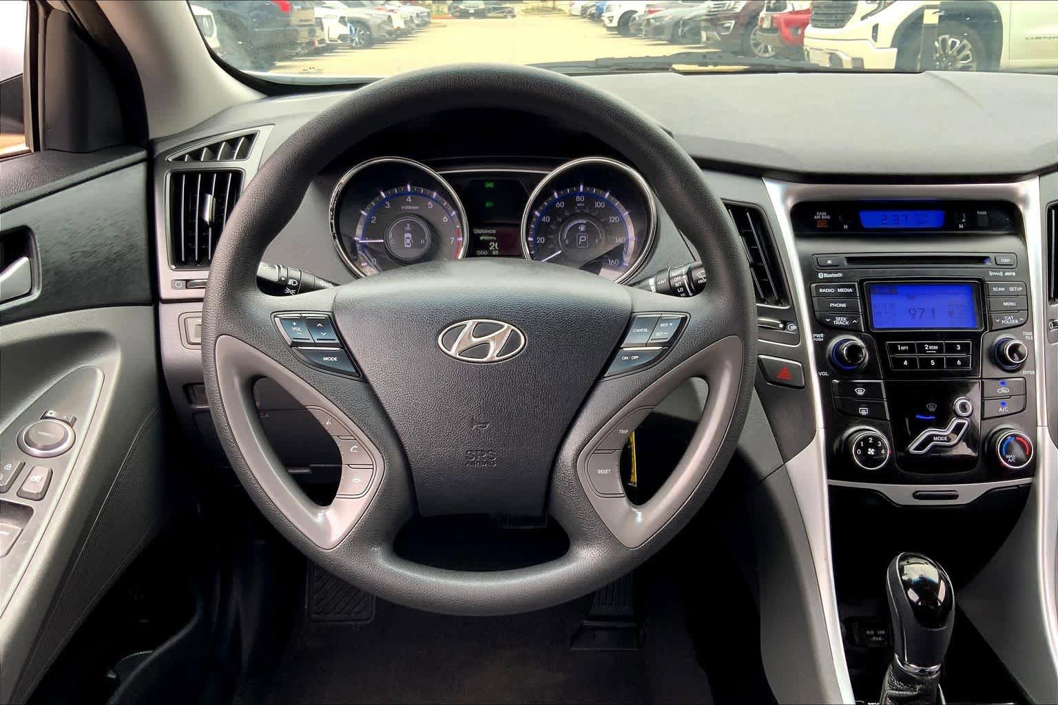 Used 2013 Hyundai Sonata GLS image 6