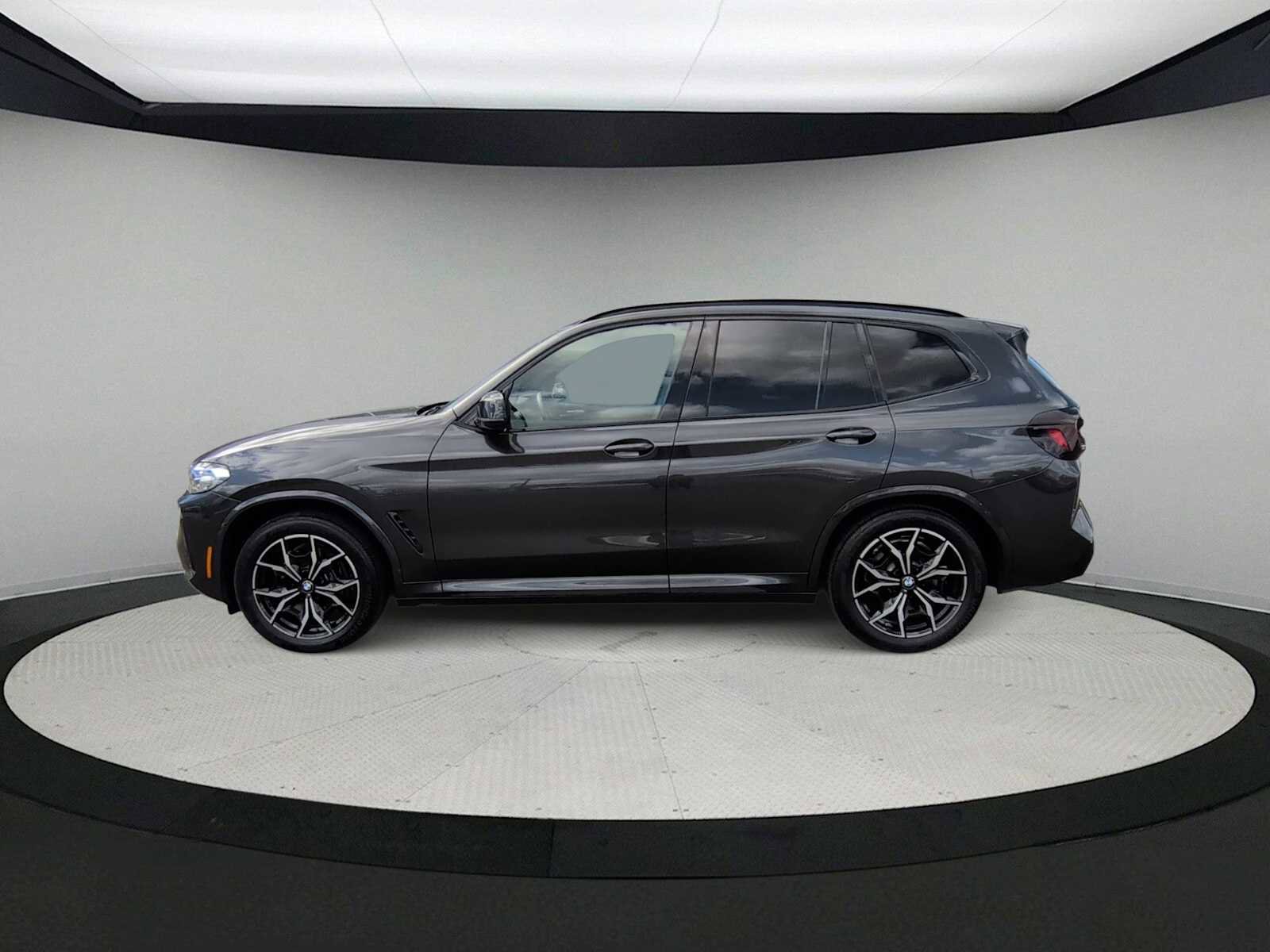 Used 2023 BMW X3 M40i w/ Premium Package image 5