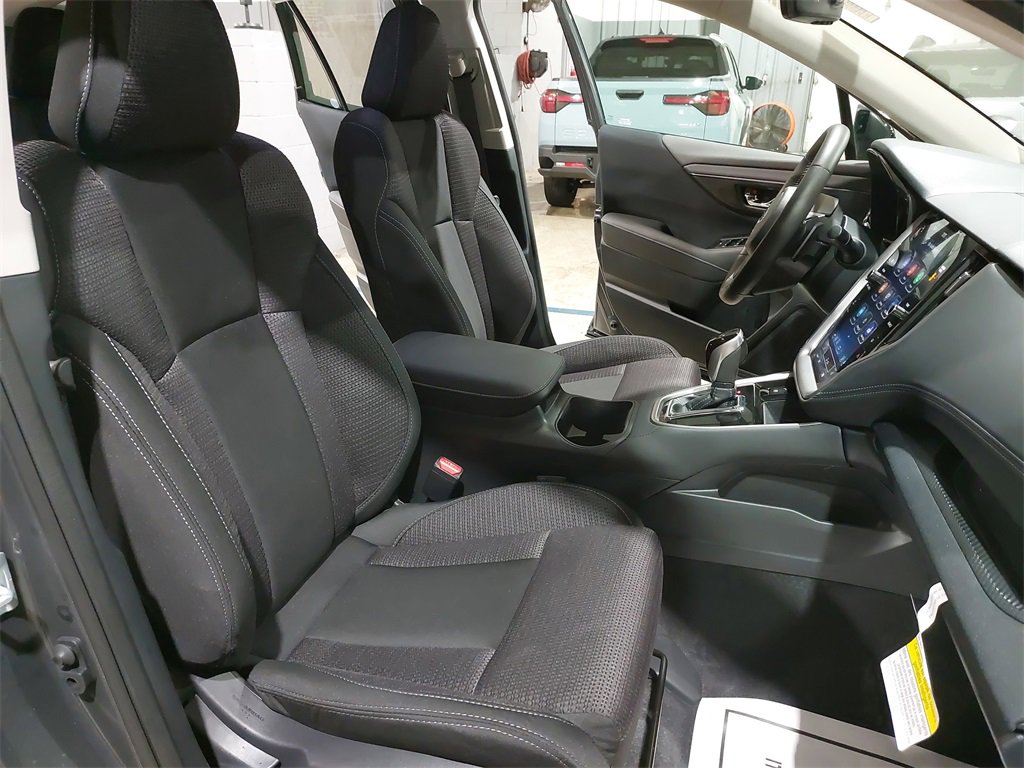 Certified 2025 Subaru Outback Premium w/ Popular Package #1A image 10