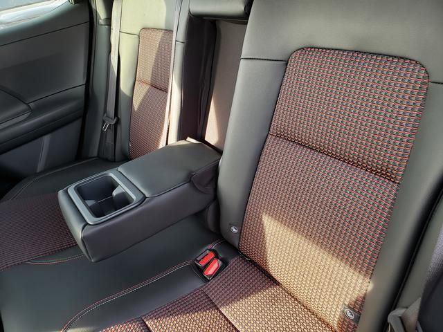 New 2026 Nissan Kicks SR w/ Cold Weather Package AWD/4WD image 21