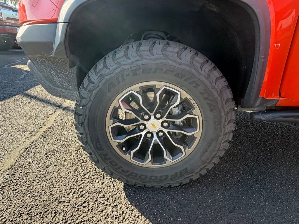 Used 2020 Chevrolet Colorado ZR2 image 14