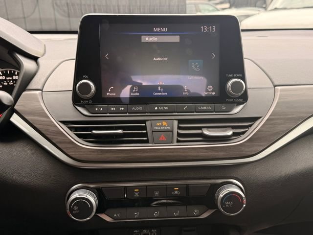 Used 2024 Nissan Altima 2.5 SV image 33