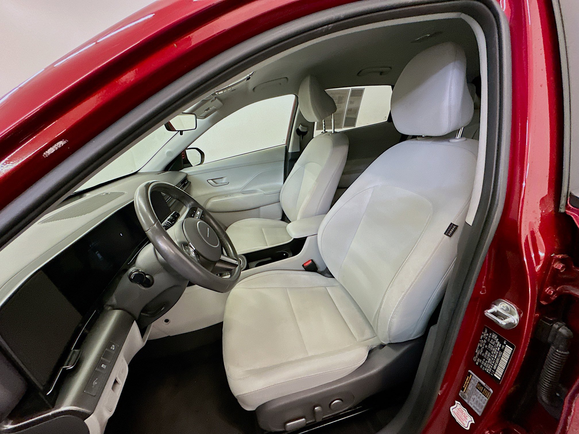 Used 2024 Hyundai Kona SEL image 13