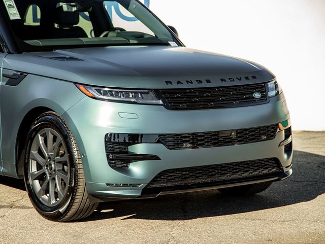 New 2025 Land Rover Range Rover Sport Dynamic SE image 5