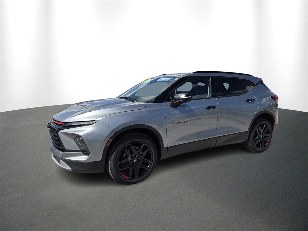 Used 2023 Chevrolet Blazer LT w/ LPO, Cargo Package image 2