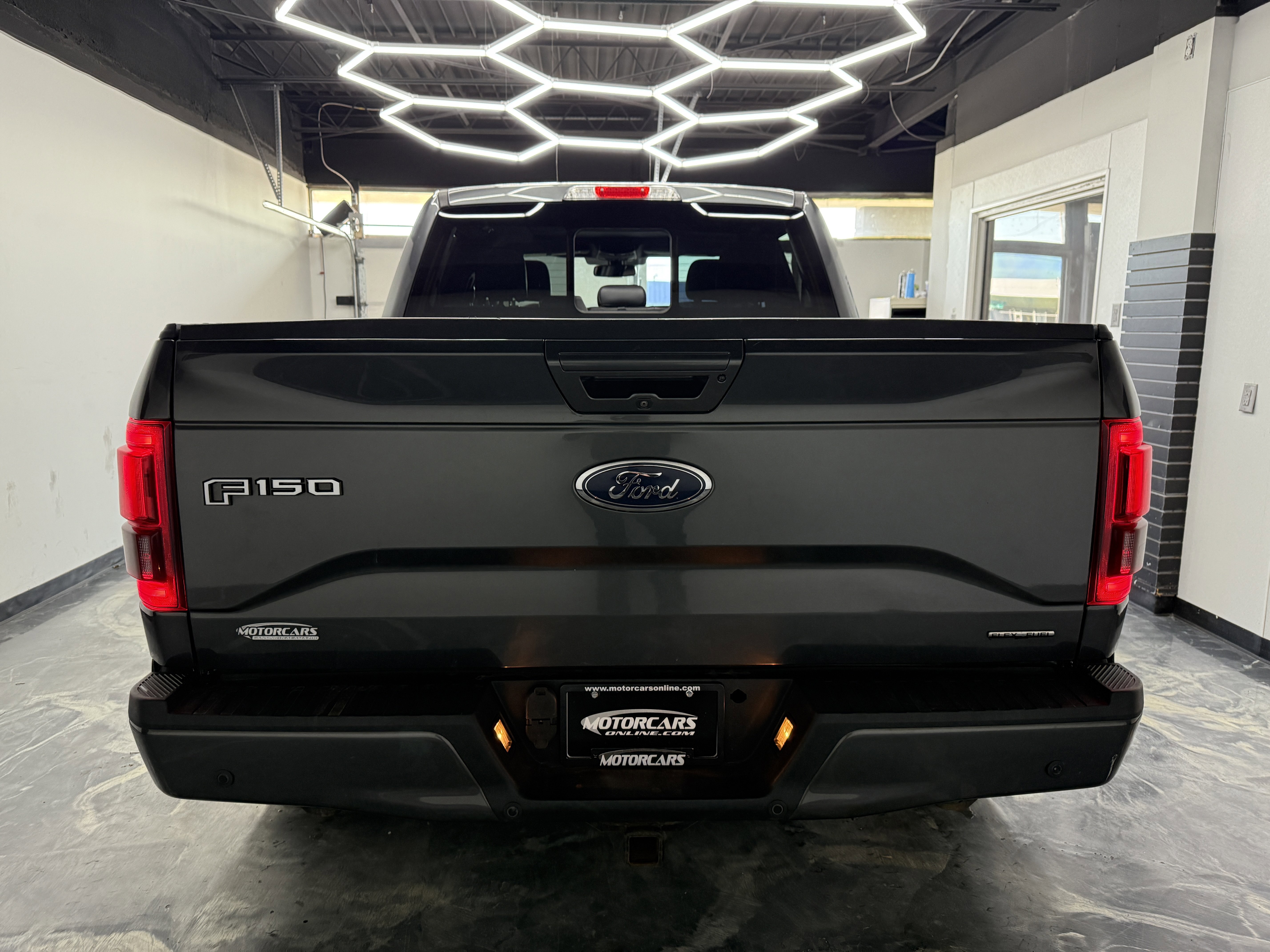 Used 2016 Ford F150 Lariat w/ Equipment Group 502A Luxury image 4