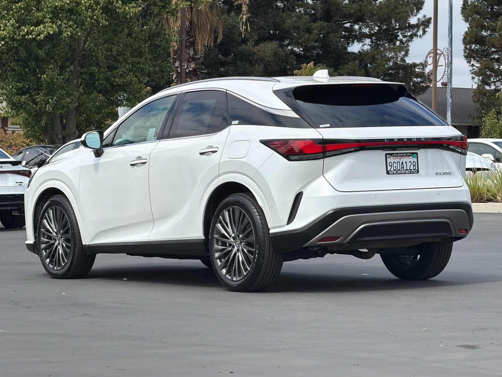 Certified 2023 Lexus RX 350 FWD w/ Accessory Package image 7