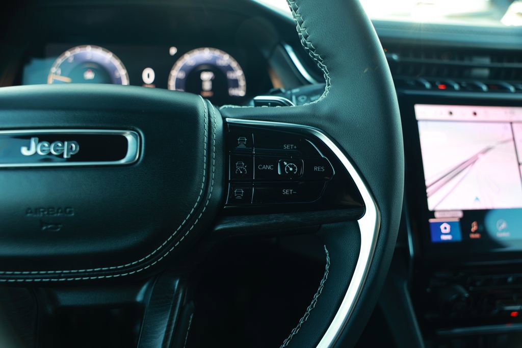 New 2025 Jeep Grand Cherokee L Overland image 18