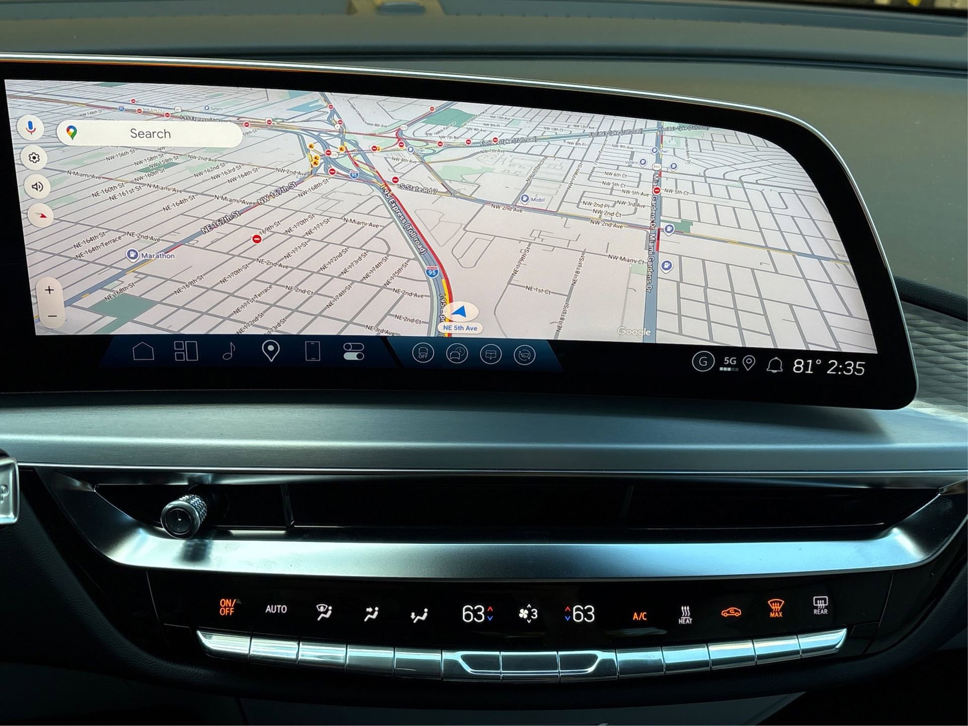 New 2026 Cadillac Lyriq Luxury image 24