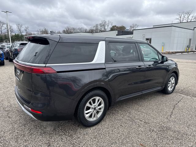 Certified 2024 Kia Carnival LX image 7