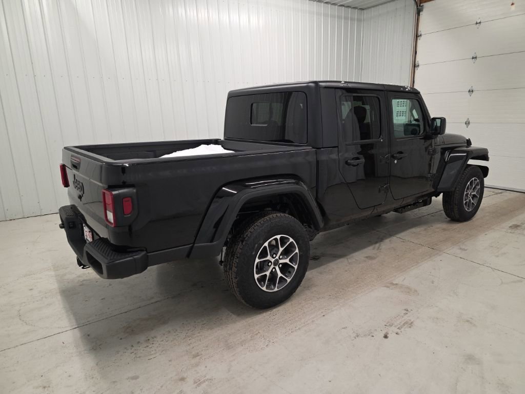New 2026 Jeep Gladiator Sport AWD/4WD image 6
