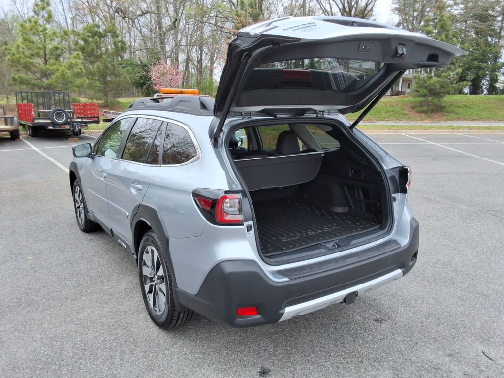 Used 2024 Subaru Outback Limited XT image 15
