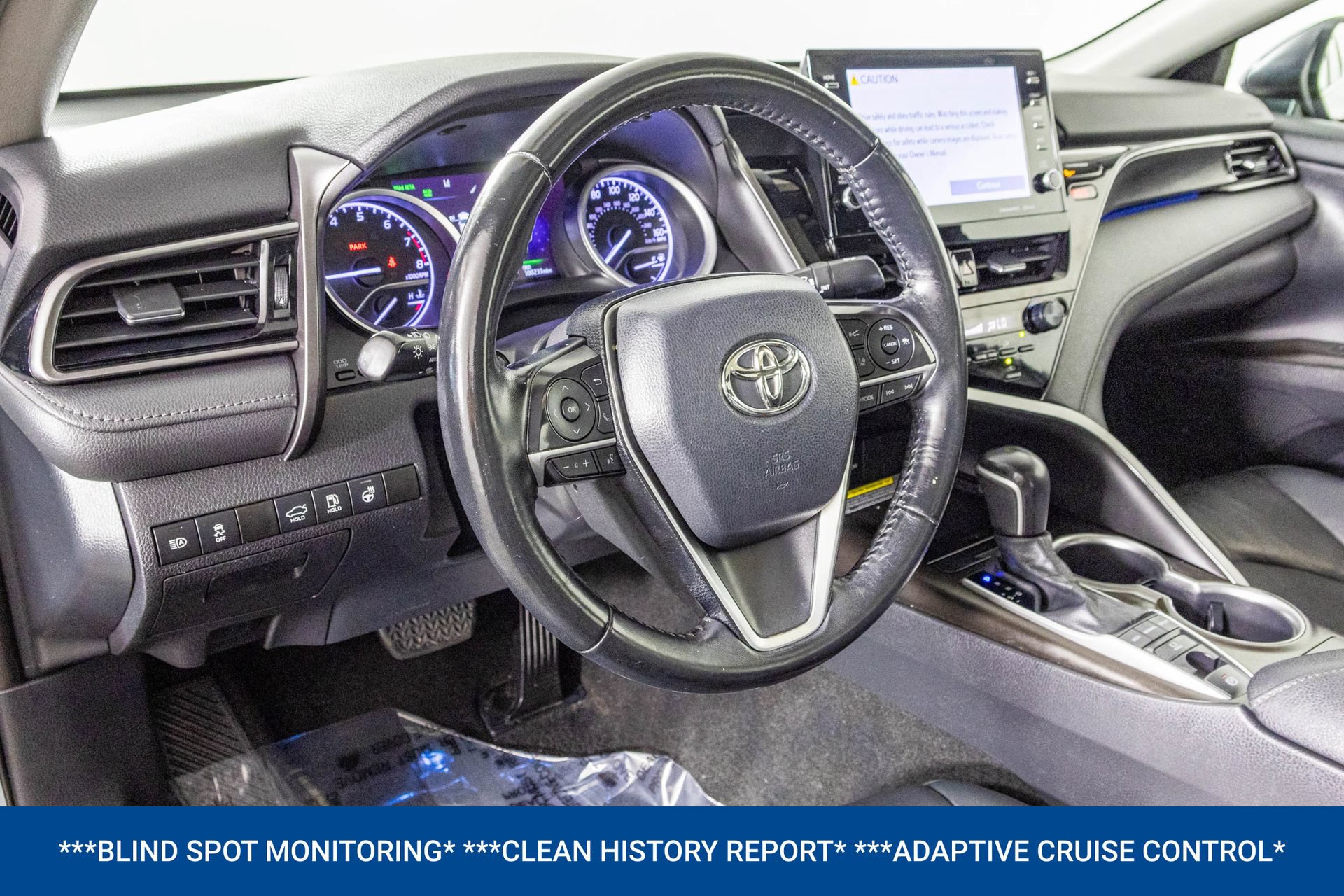 Used 2021 Toyota Camry XLE FWD image 4