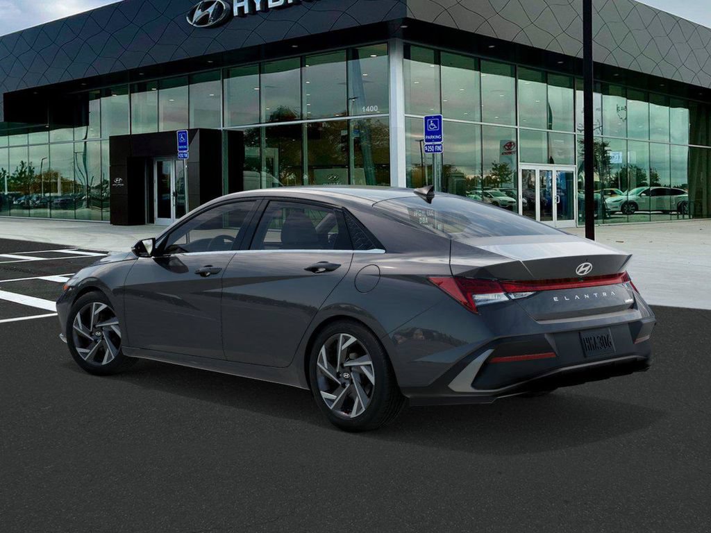 New 2026 Hyundai Elantra Limited FWD image 5