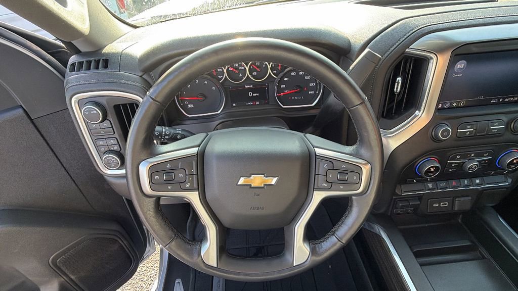 Certified 2022 Chevrolet Silverado 2500 LT w/ Convenience Package image 23