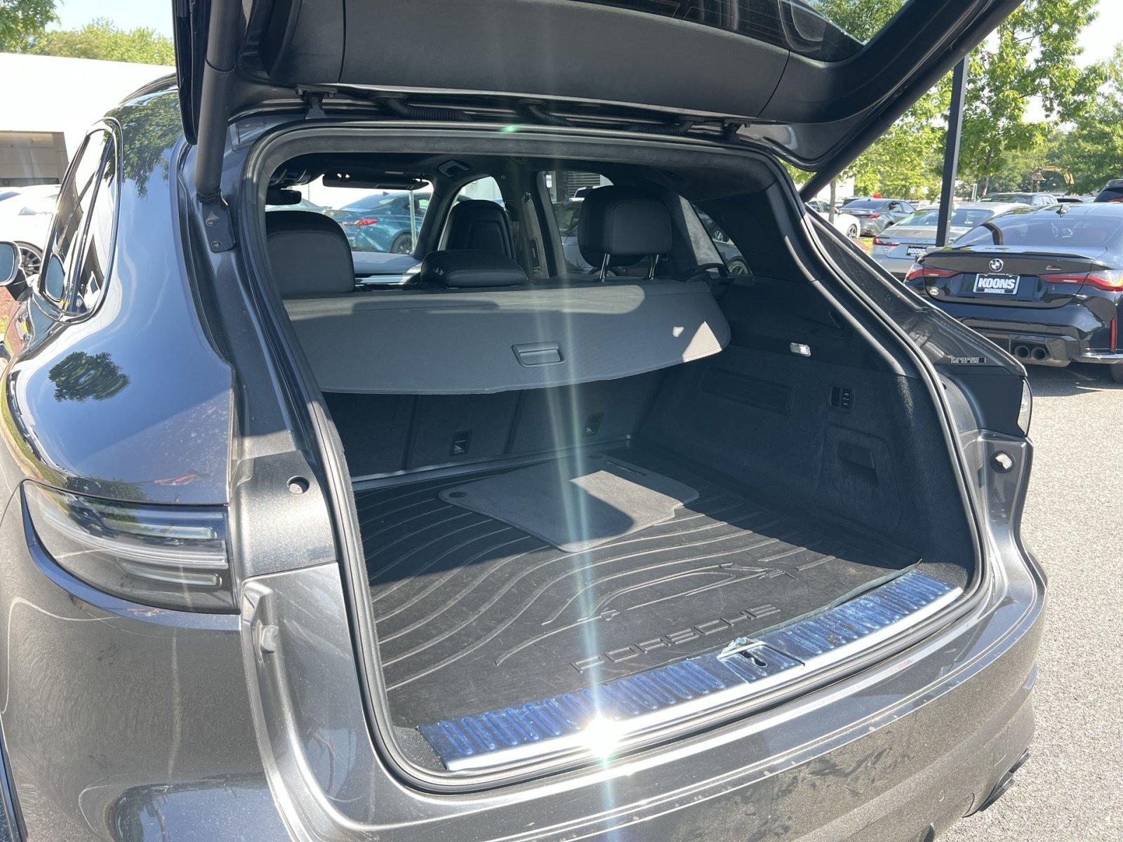 Used 2020 Porsche Cayenne Turbo AWD/4WD image 25