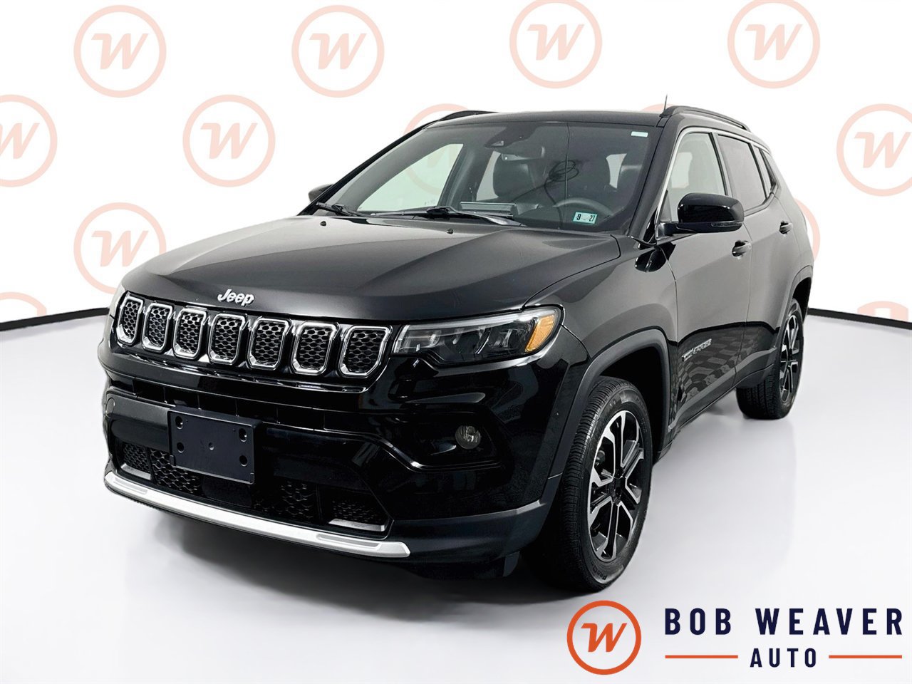 Used 2023 Jeep Compass Limited w/ Sun and Sound Group AWD/4WD image 3
