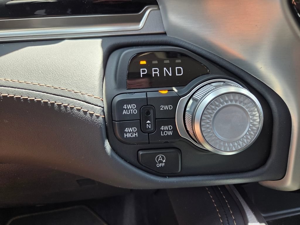 Certified 2025 RAM 1500 Tungsten AWD/4WD image 35