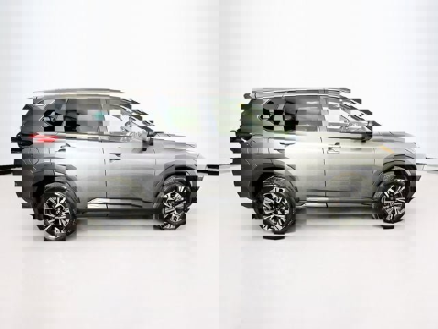 Certified 2023 Nissan Rogue SV image 4