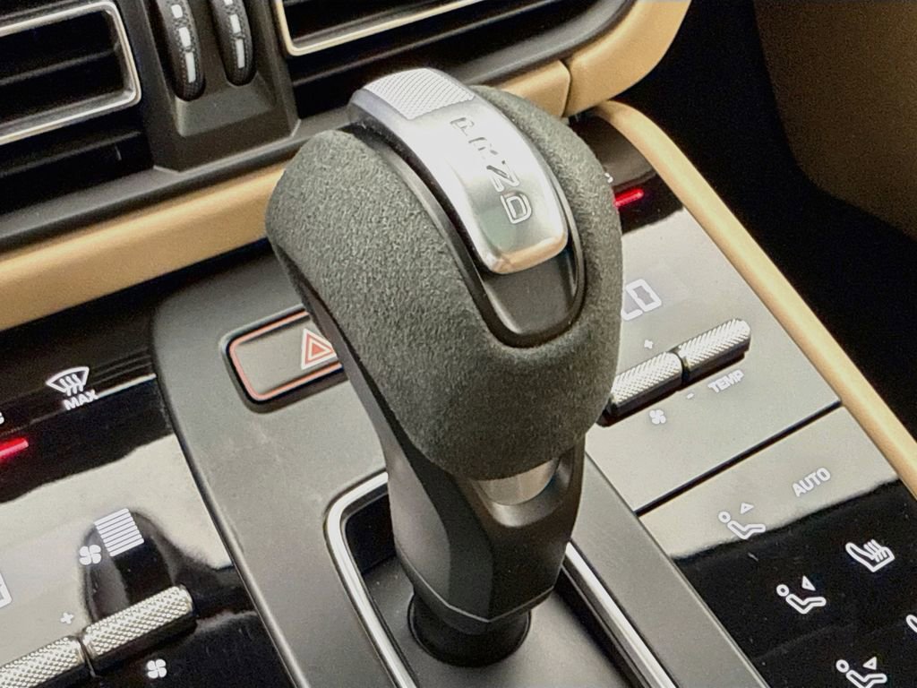 Certified 2026 Porsche Macan GTS AWD/4WD image 21