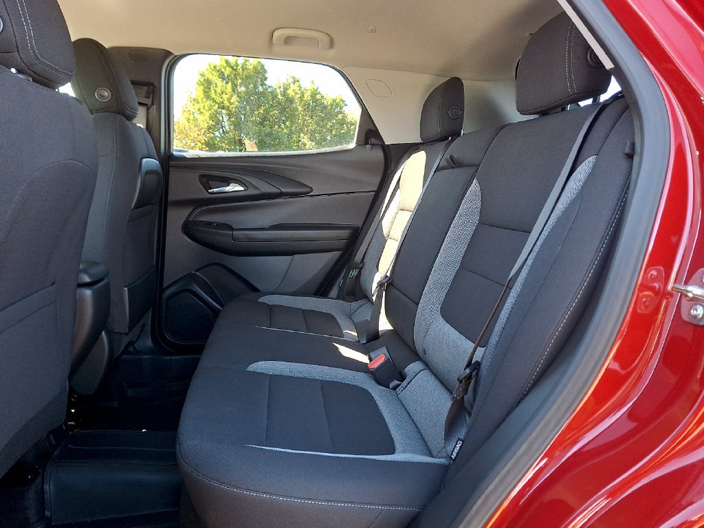 Used 2026 Chevrolet TrailBlazer LT w/ Convenience Package AWD/4WD image 10