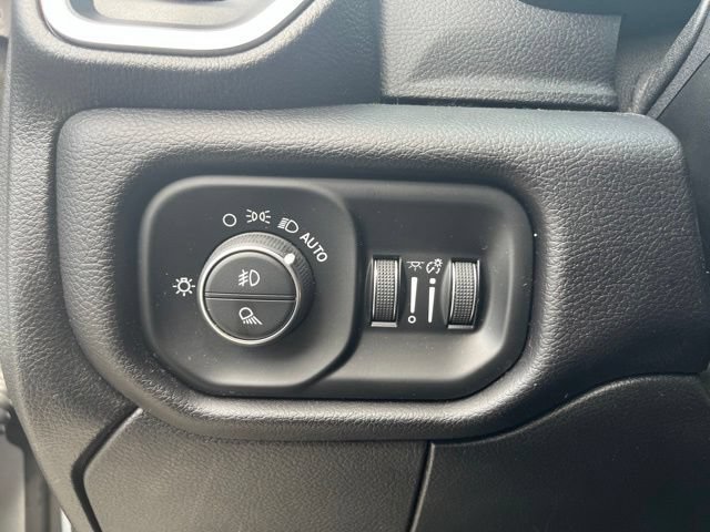 Used 2021 RAM 3500 Laramie AWD/4WD image 15