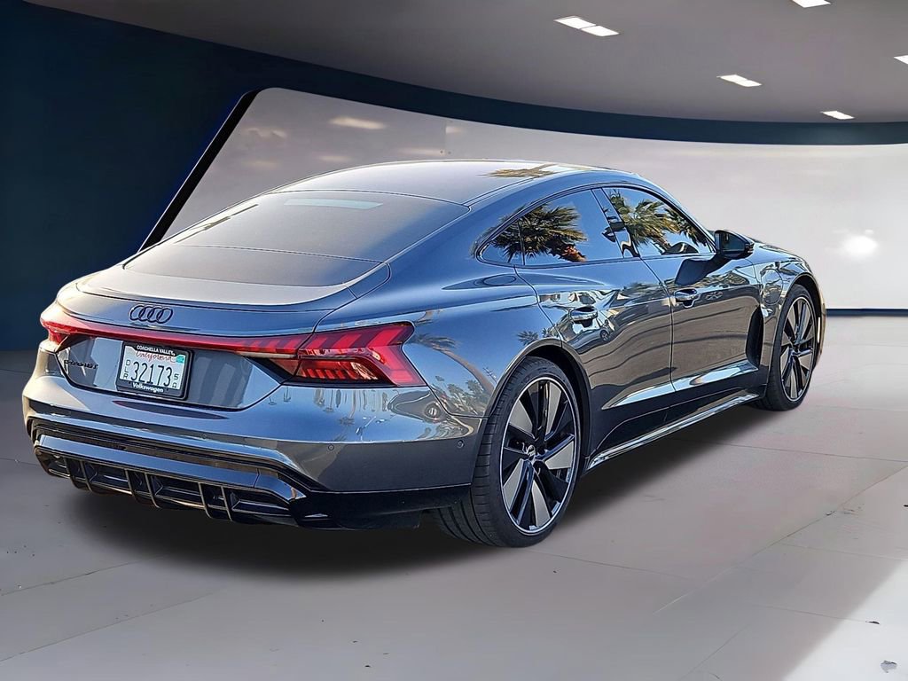 Used 2023 Audi e-tron GT Prestige w/ Prestige Package image 3