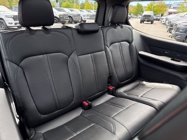 New 2026 Jeep Grand Wagoneer Limited w/ Premium Group II AWD/4WD image 26