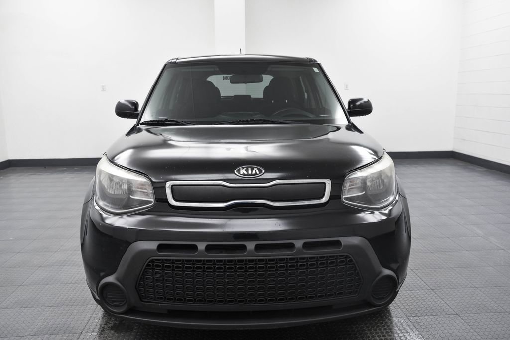 Used 2014 Kia Soul Base image 2