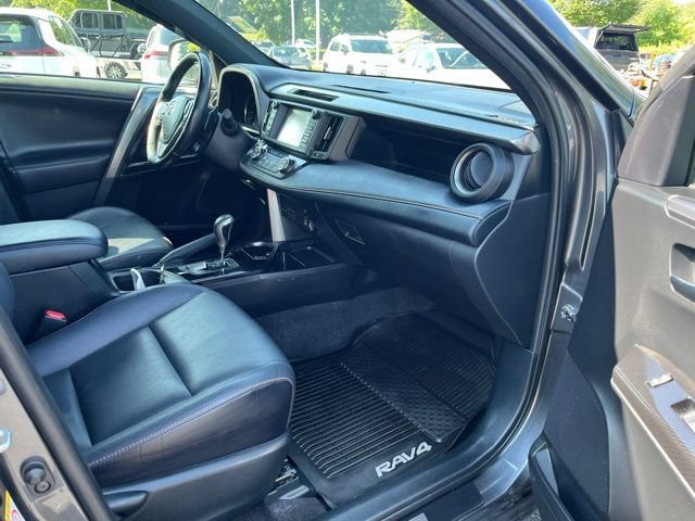 Used 2018 Toyota RAV4 SE w/ Power Extra Value Package AWD/4WD image 21