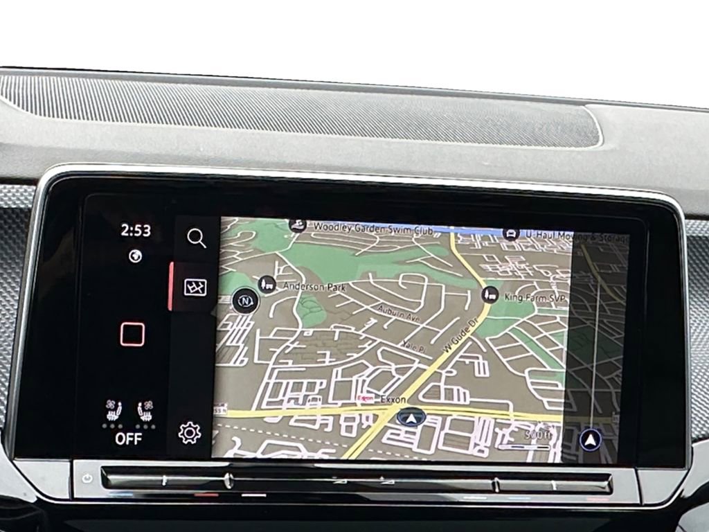 Used 2024 Volkswagen Atlas Cross Sport SEL R-Line image 15