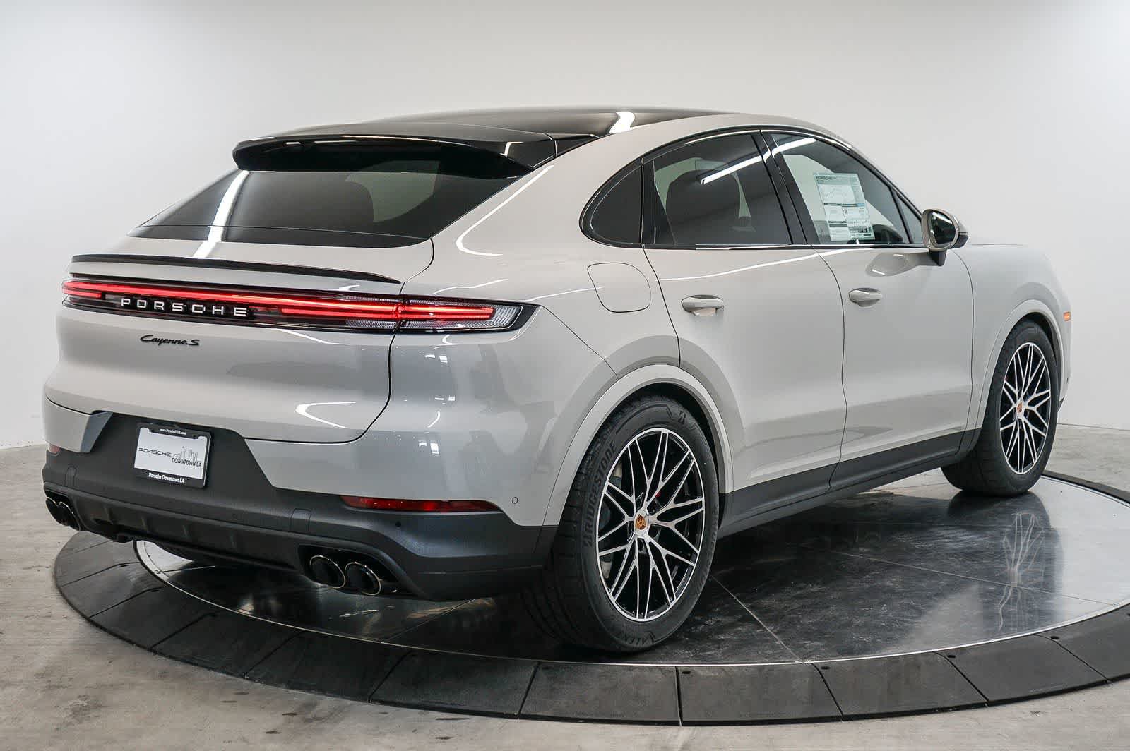 New 2026 Porsche Cayenne S AWD/4WD image 9