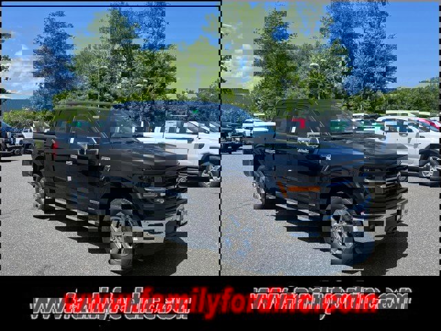 New 2025 Ford F150 XLT w/ Equipment Group 302A MID image 1