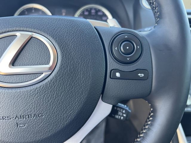 Used 2016 Lexus IS 300 AWD image 32