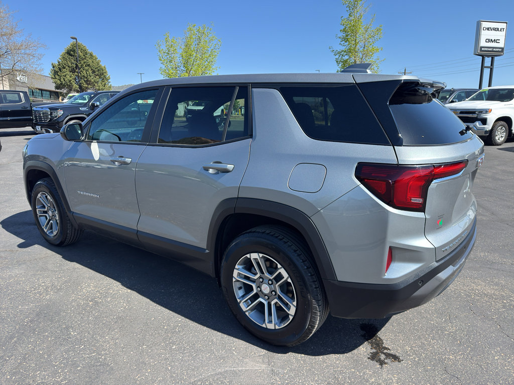 Used 2025 GMC Terrain Elevation AWD/4WD image 5