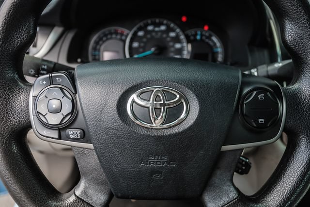 Used 2012 Toyota Camry LE FWD image 28