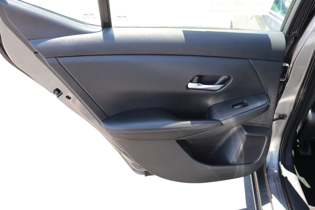Used 2021 Nissan Sentra SV FWD image 13