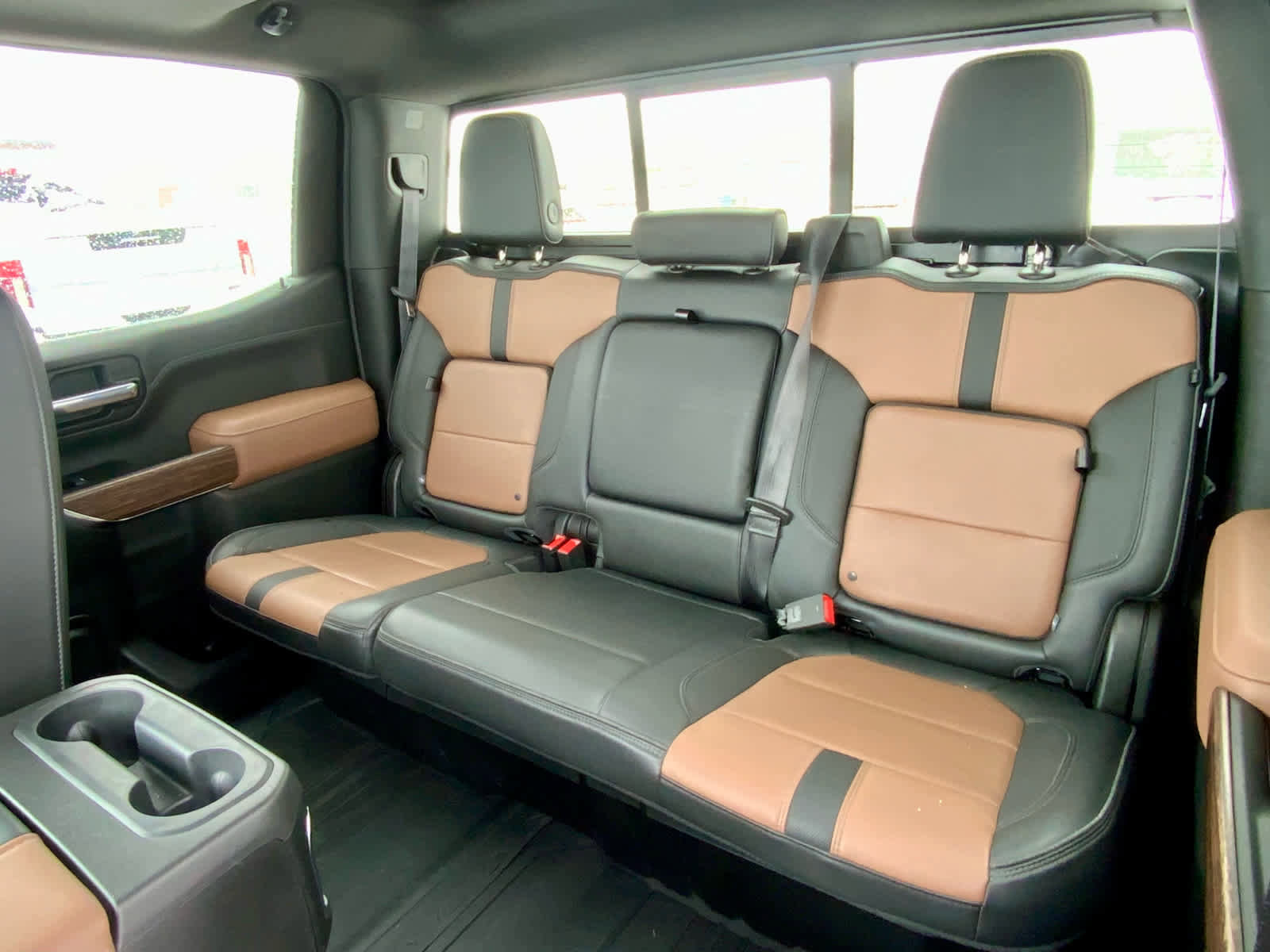 Used 2021 Chevrolet Silverado 1500 High Country image 23