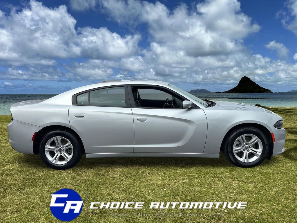 Used 2022 Dodge Charger SXT w/ Leather Interior Group RWD image 9