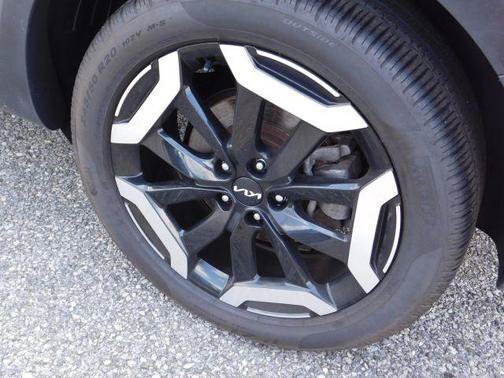 Used 2023 Kia Telluride S w/ S Sunroof Package AWD/4WD image 11