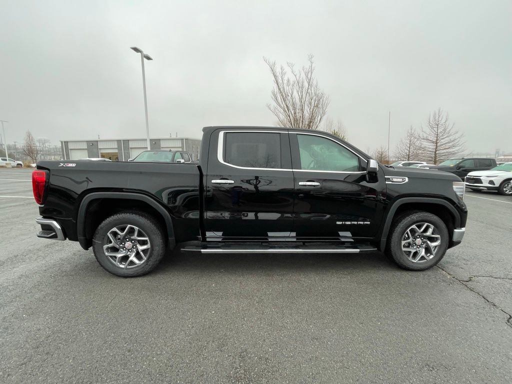 New 2026 GMC Sierra 1500 SLT w/ SLT Premium Package AWD/4WD image 9