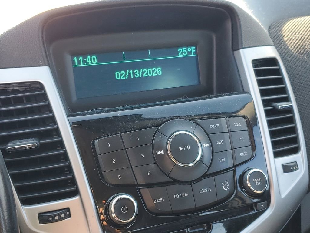 Used 2014 Chevrolet Cruze LT image 14