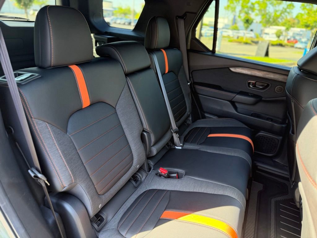 Certified 2026 Honda Passport TrailSport image 14