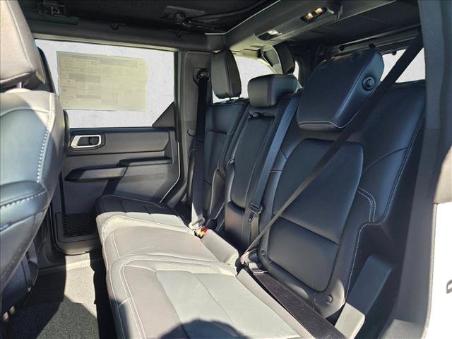 New 2026 Ford Bronco Outer Banks AWD/4WD image 13