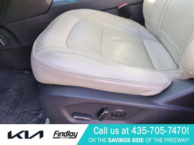 Used 2016 Ford Explorer Platinum AWD/4WD image 17