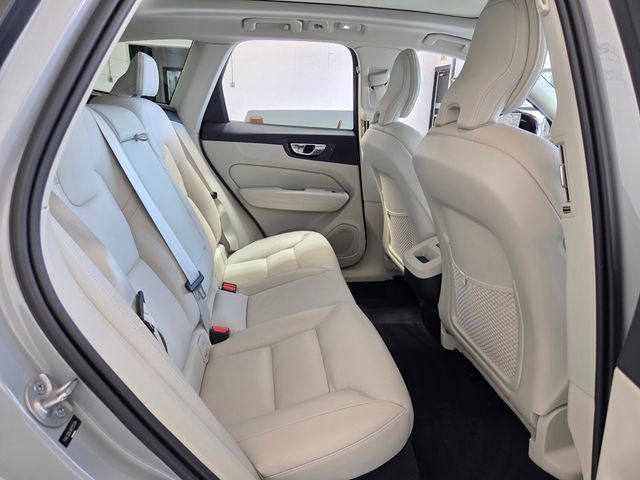 Certified 2024 Volvo XC60 B5 Plus w/ Protection Package Premier AWD/4WD image 22