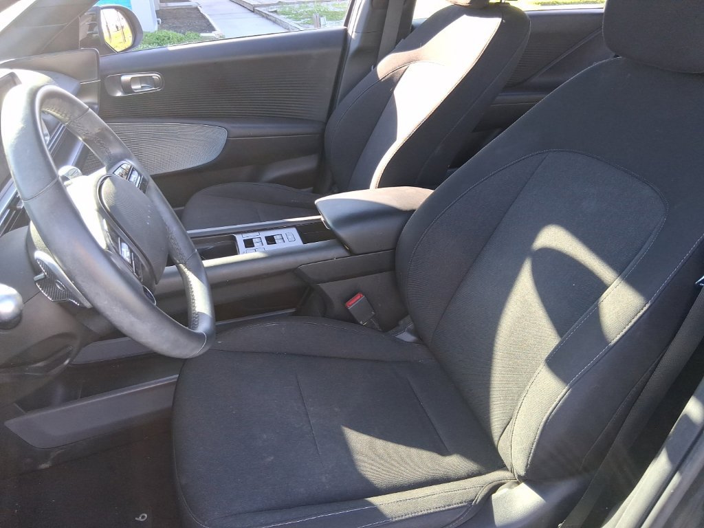 Used 2023 Hyundai Ioniq 6 SE RWD image 9