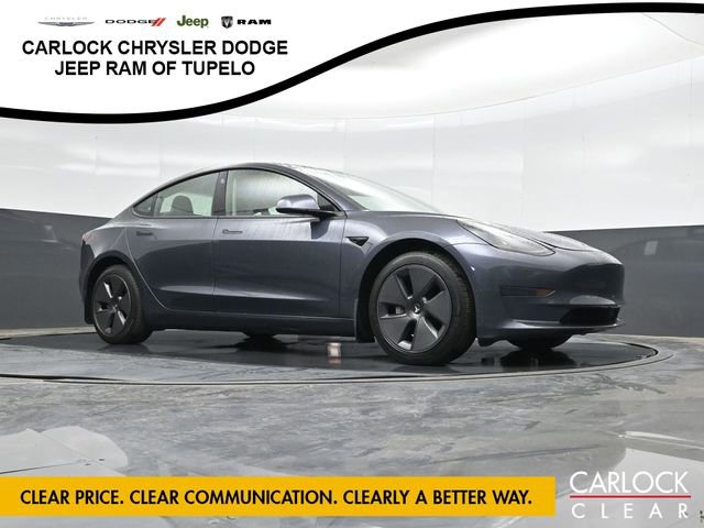 Used 2023 Tesla Model 3 Standard Range image 37